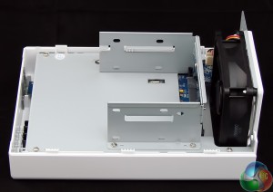 3 Synology DS214SE DSC01234