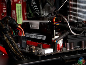 YOYOTech-W7000-Workstation-KitGuru-20