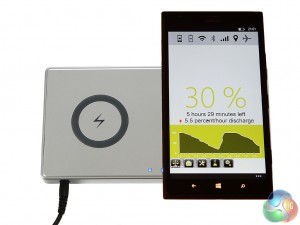 Luxa2-TX-200-Dual-Wireless-Charging-Station-Review-KitGuru-Phone-Depleted