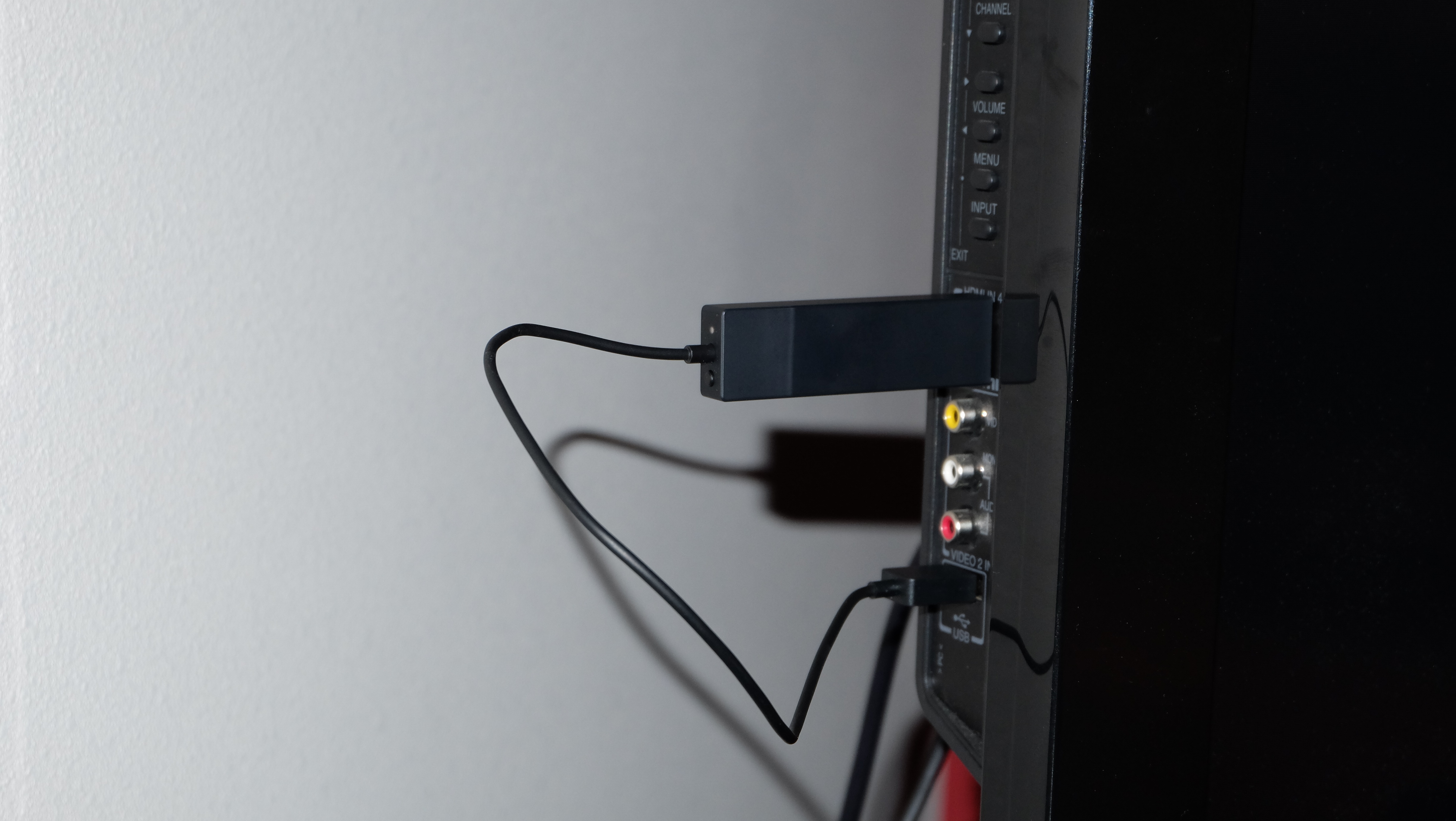 Microsoft unveils Miracast wireless display adapter | KitGuru