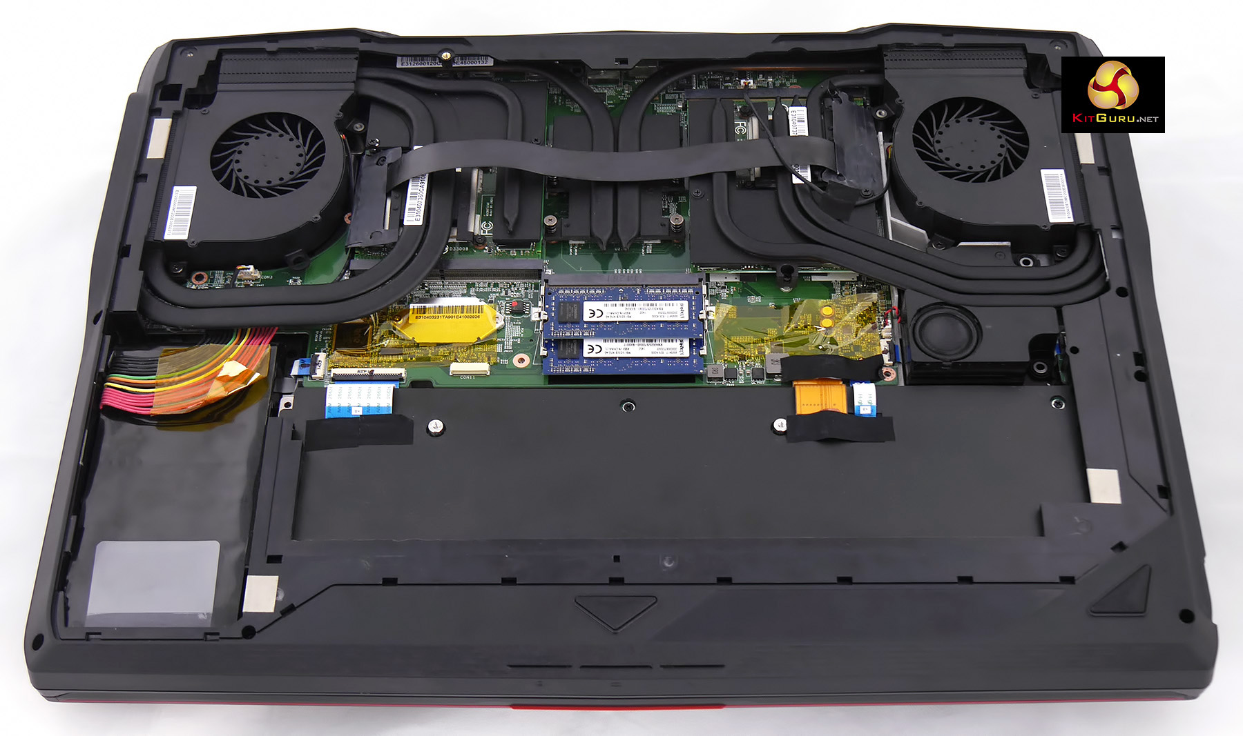 Msi Gt80 Titan Laptop Internal Shots From Pre Retail Sample