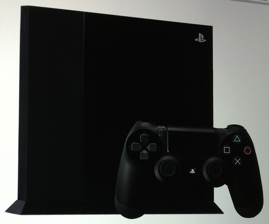 sony_playstation4_slim_2