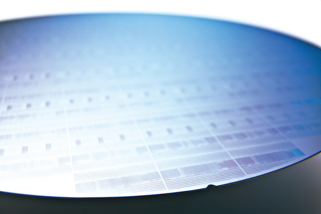 asml_semiconductor_wafer