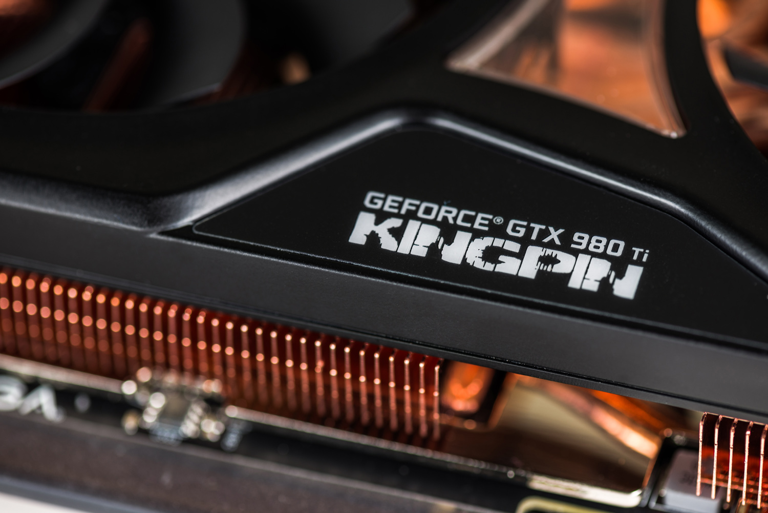 evga_geforce_gtx_980_ti_kingpin_51.png