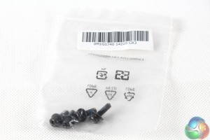 AOC U32 bag of screws