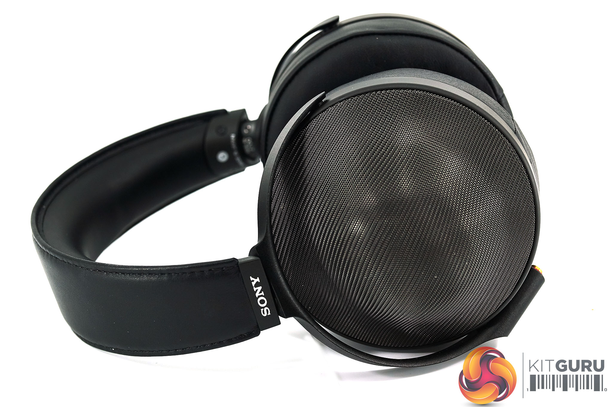 Sony MDR-Z1R Review – £2,000 headphones (featuring Chord Dave DAC 