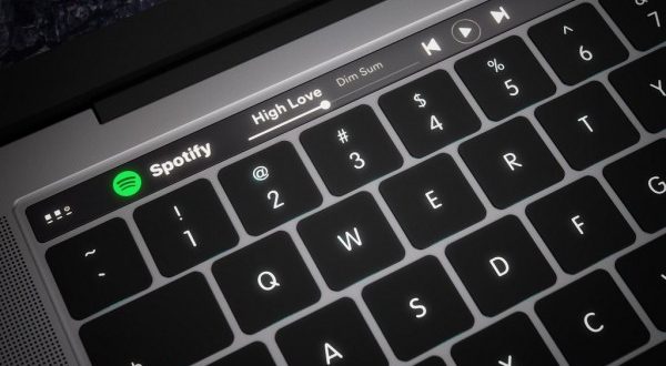 Apple finally addresses MacBook Pro keyboard problems by ...