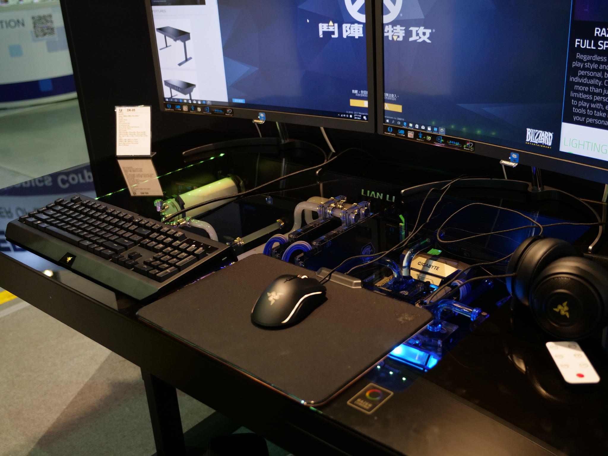 Computex Lian Li Shows New Prototype Cases And All New Pc Desk