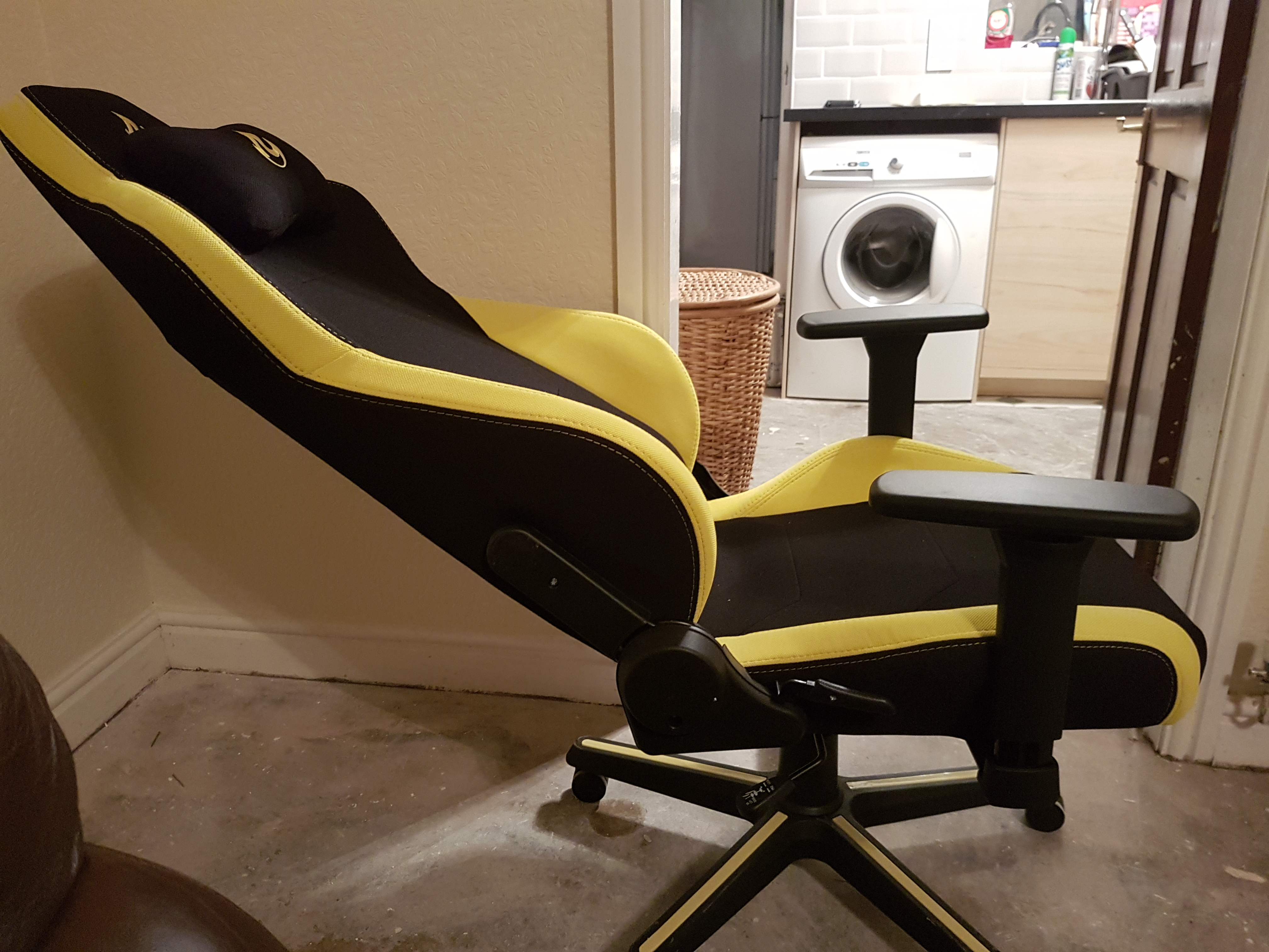 Reader Review Nitro Concepts S300 Gaming Chair Kitguru