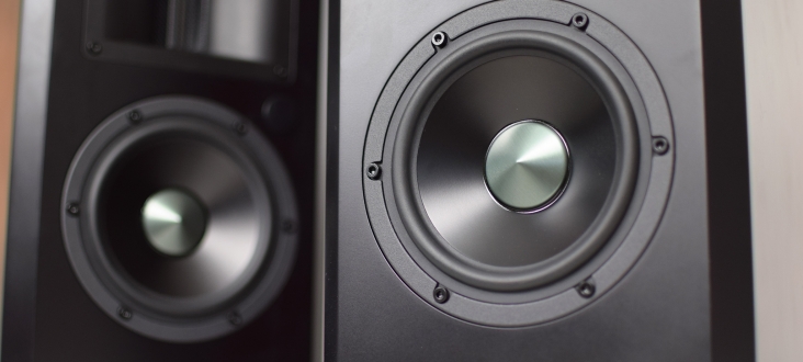 AirPulse A200 2.0 Speakers Review – blow your eardrums! | KitGuru
