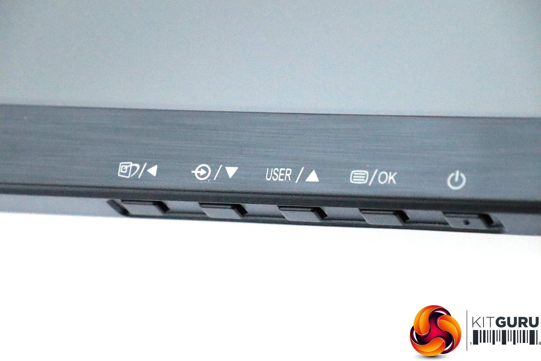 Philips Brilliance 439P9H 43in 3210 SuperWide Monitor Review KitGuru