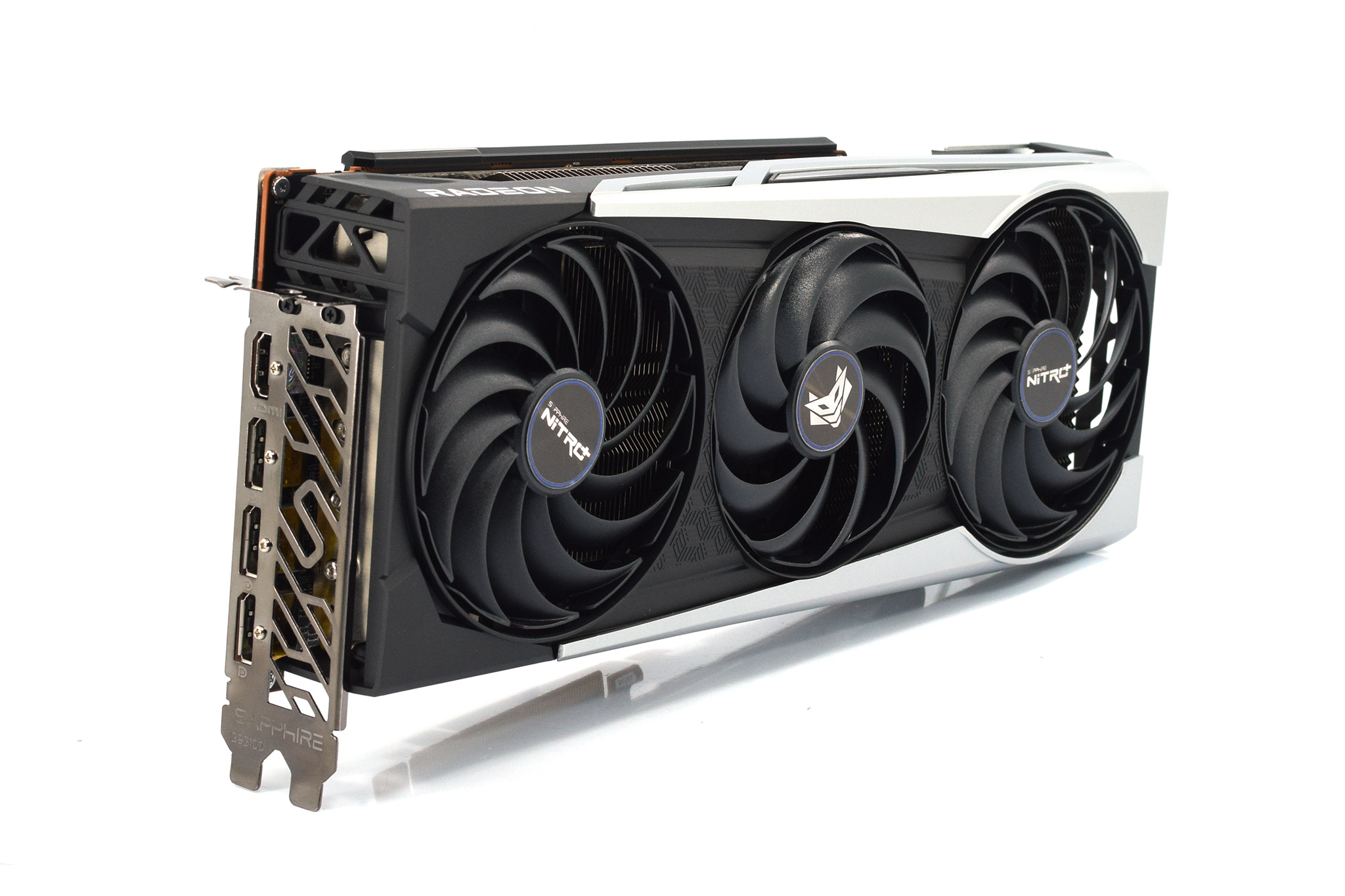 Sapphire Radeon RX 6800 XT Nitro+ Review - Clock Speeds & Power Limit