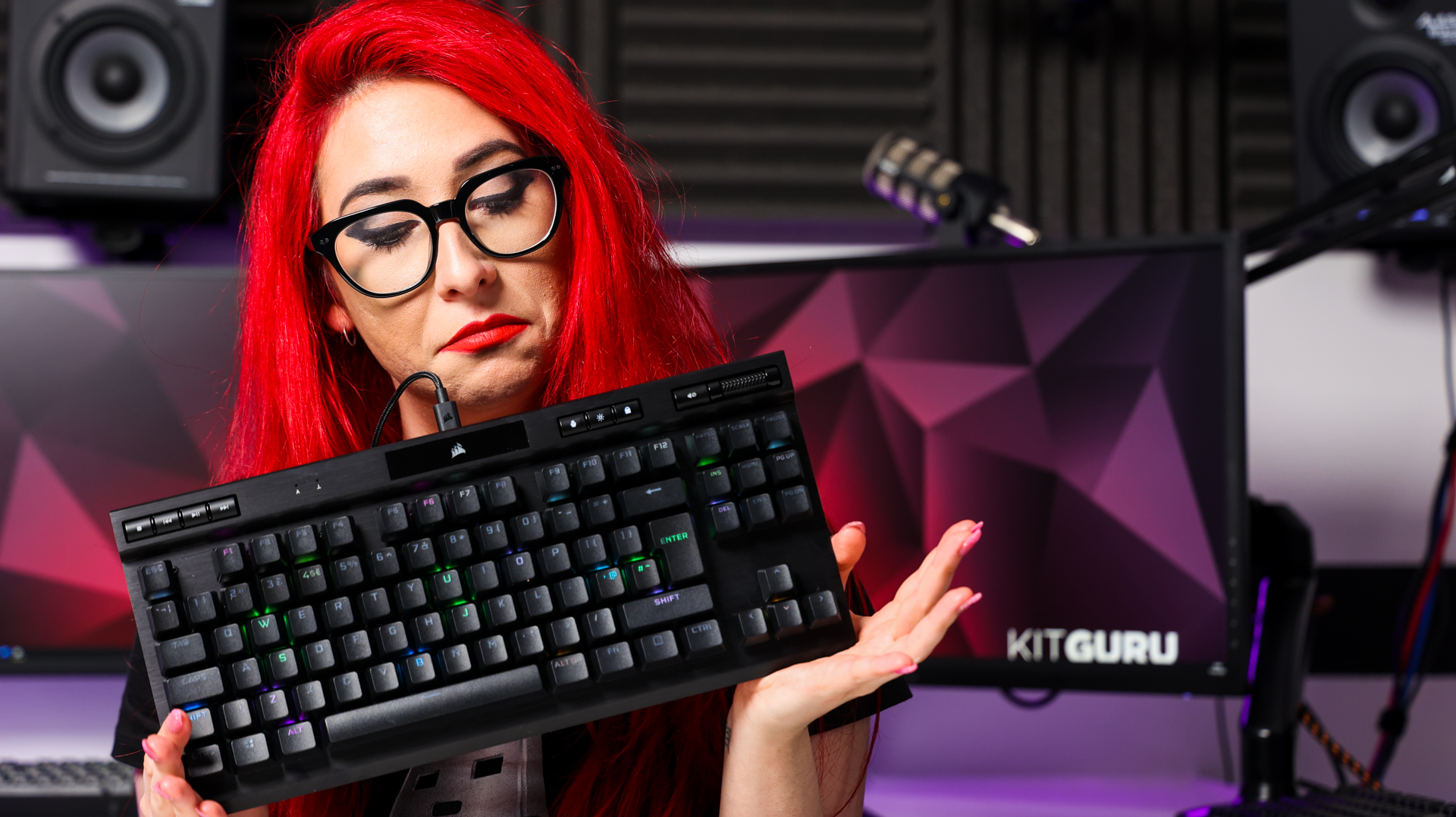 CORSAIR K70 RGB TKL CHAMPION SERIES CHERRY MX TECLADO