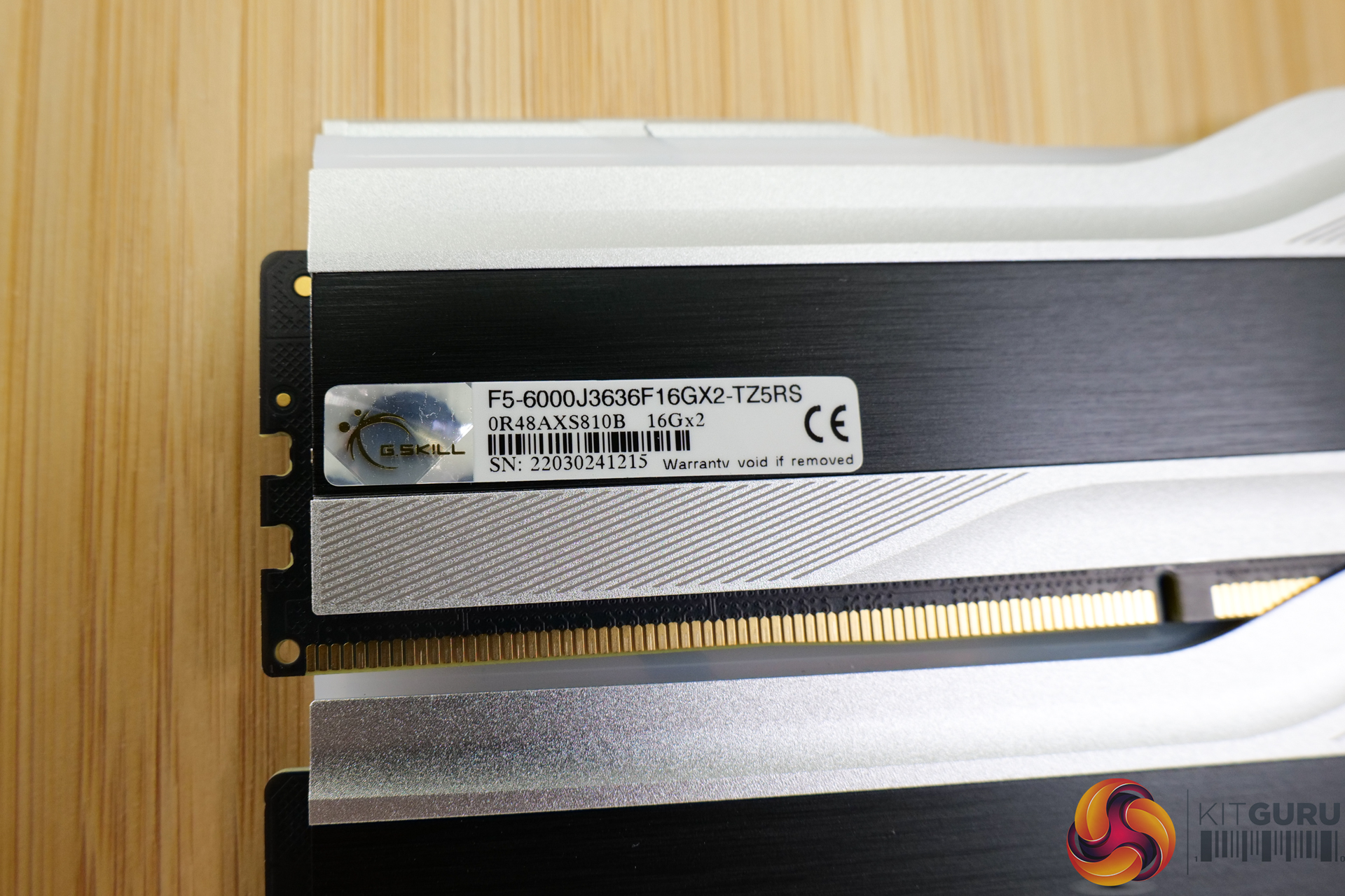 G.Skill Trident Z RGB F5-6600J3440G16GX2-TZ5RS memory module 32 G