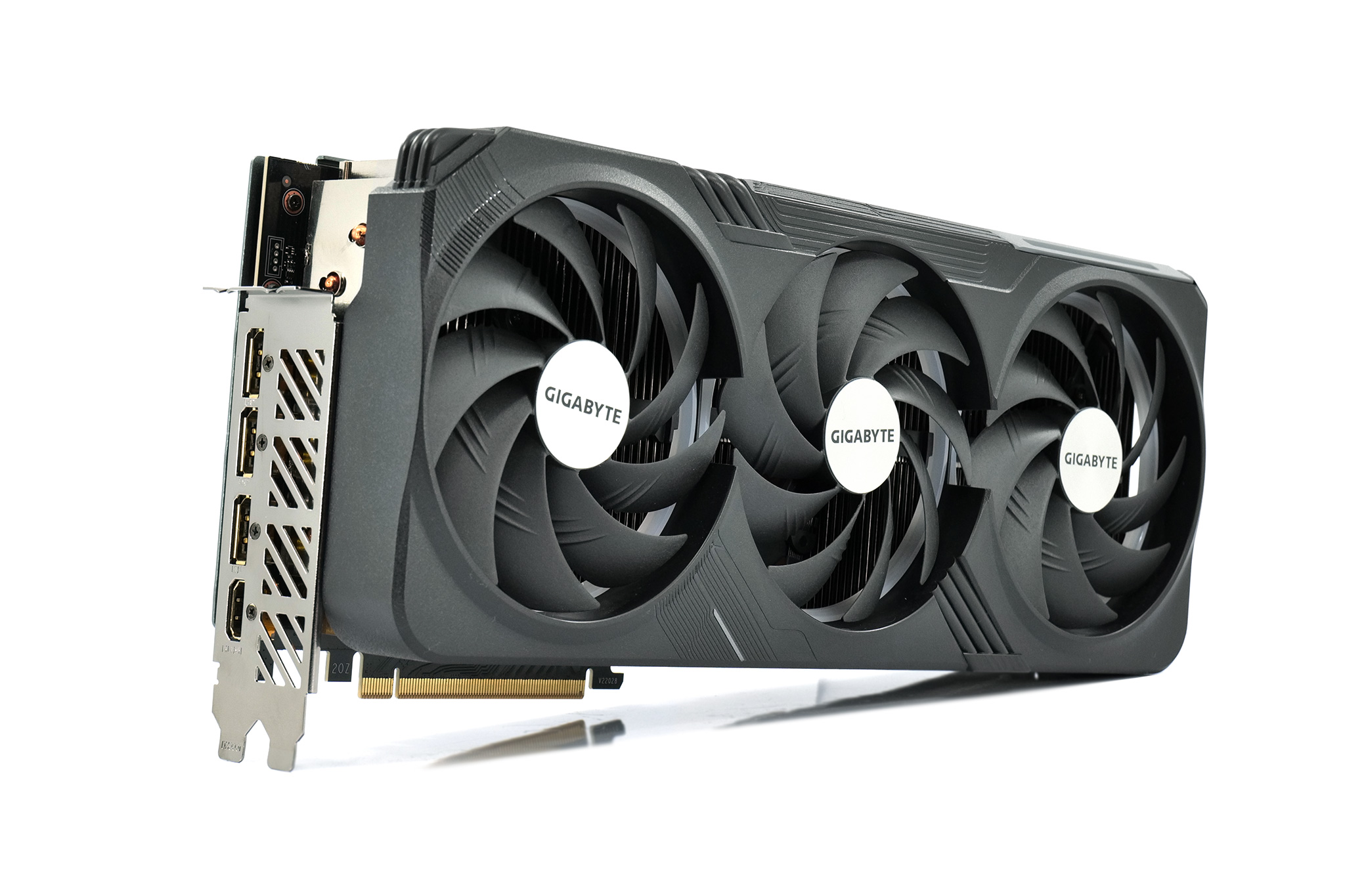 RTX 4090 Ti Cooler Analysis: Can Nvidia cool 600w with just 3 Slots? 