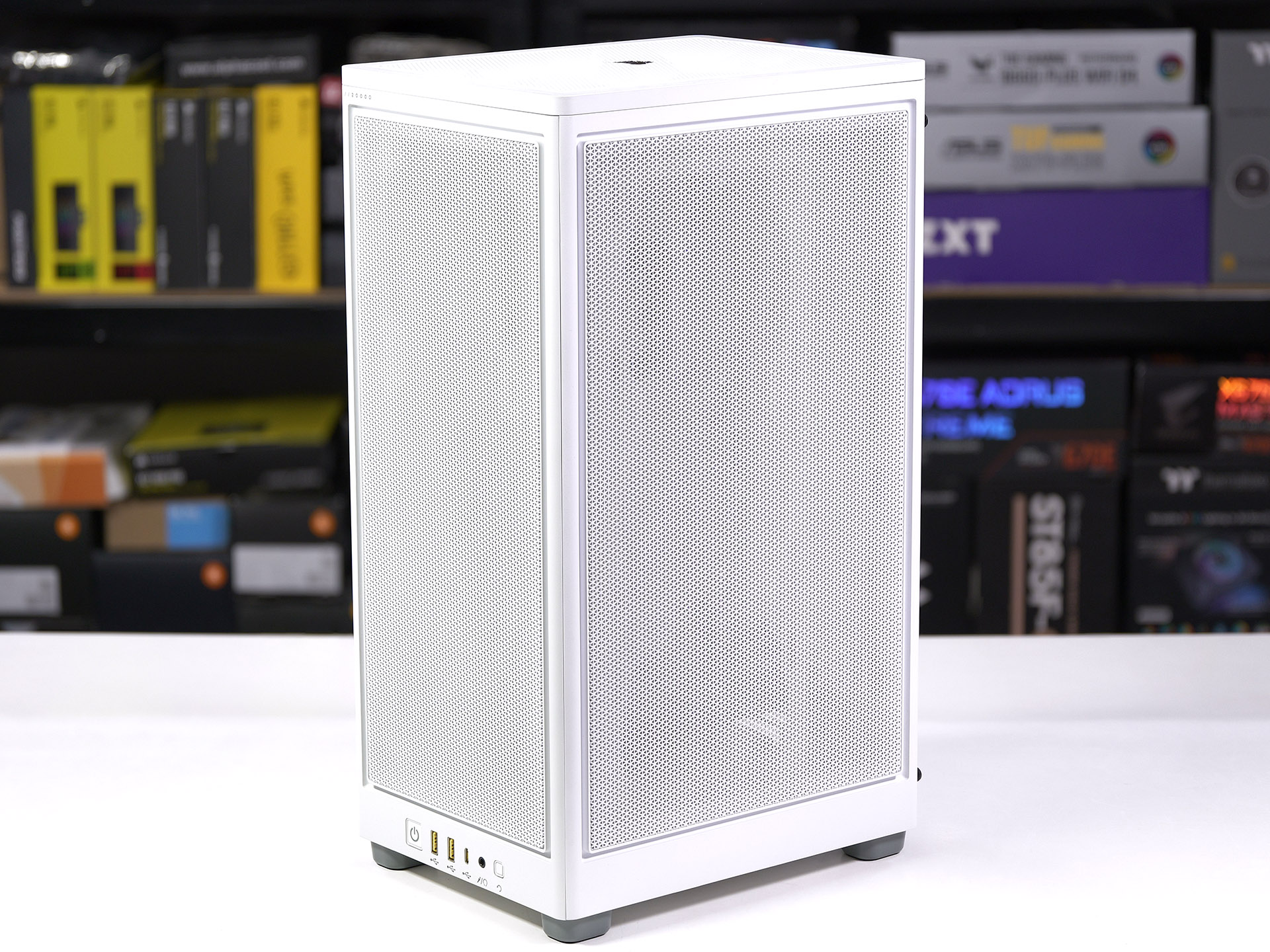 2000D AIRFLOW ITX 3x120mm AF120 Slim Fans PSU SFX/L USB-C