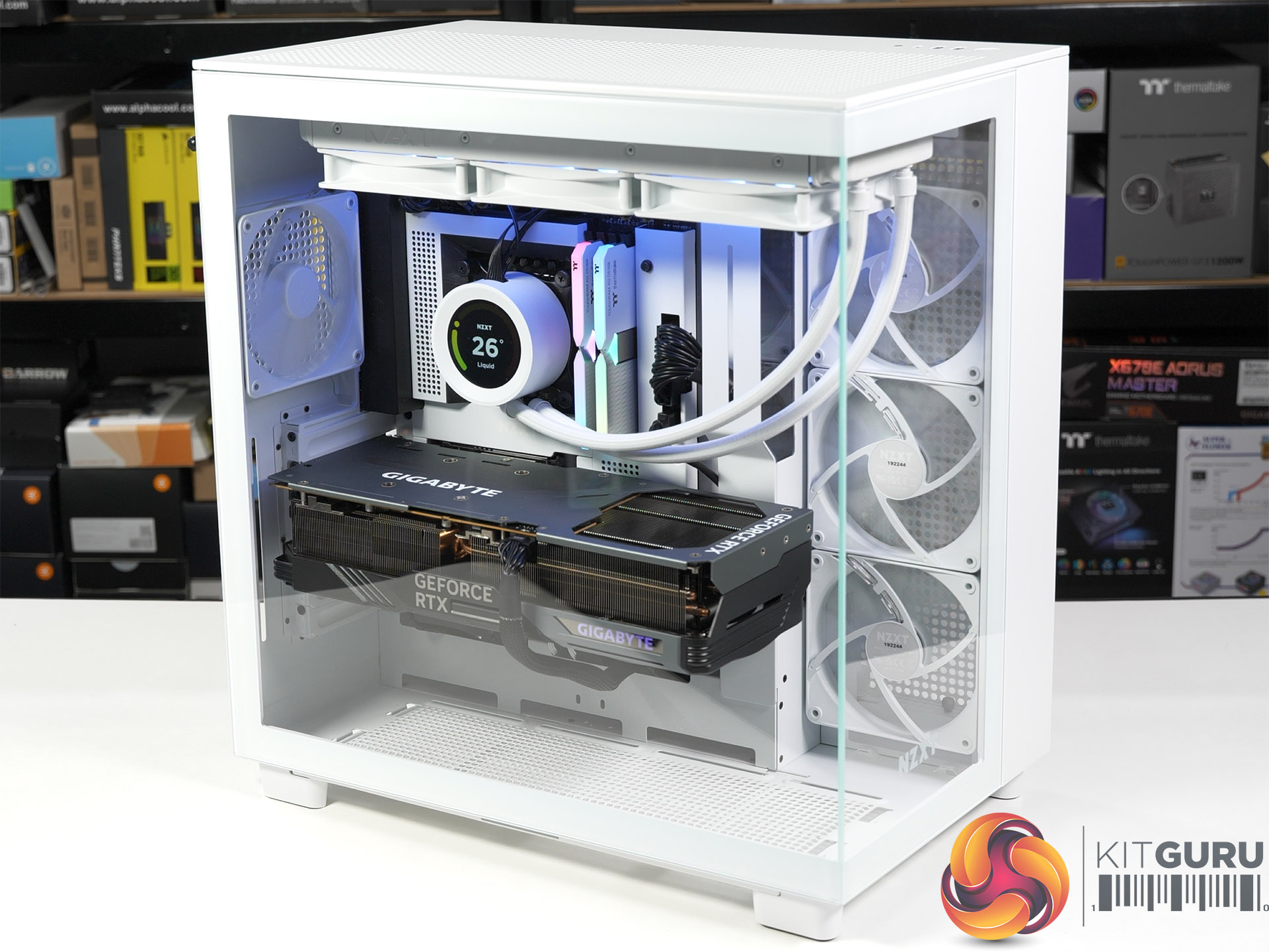 NZXT H9 Flow Review – Look at the Glass on that