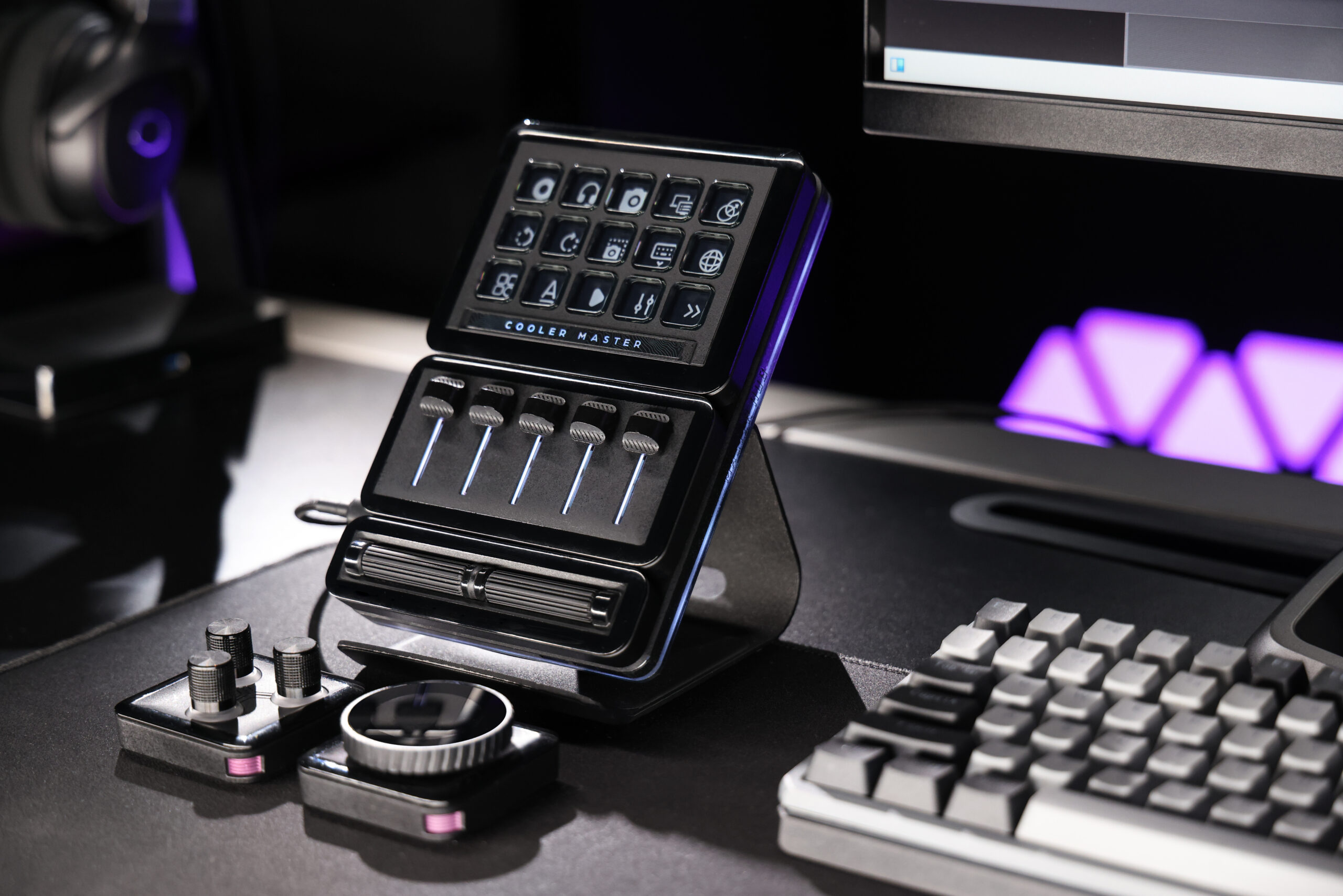 CES 2024 Cooler Master shows off PC hardware lineup KitGuru