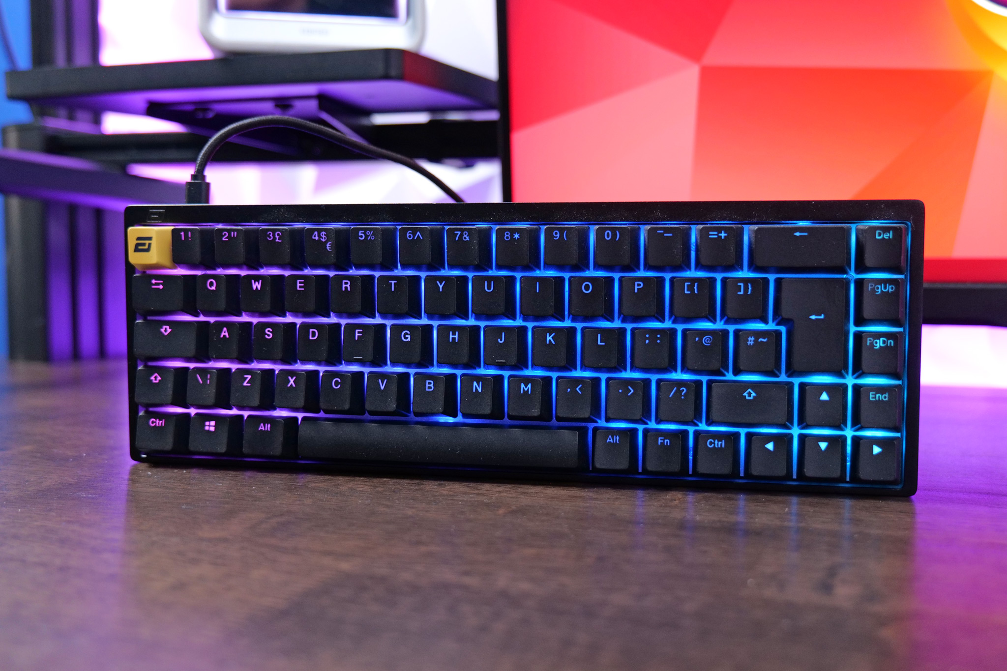 キーボード Endgame Gear KB65HE Amazon.com: ENDGAME GEAR KB65HE Gaming Keyboard, ANSI US