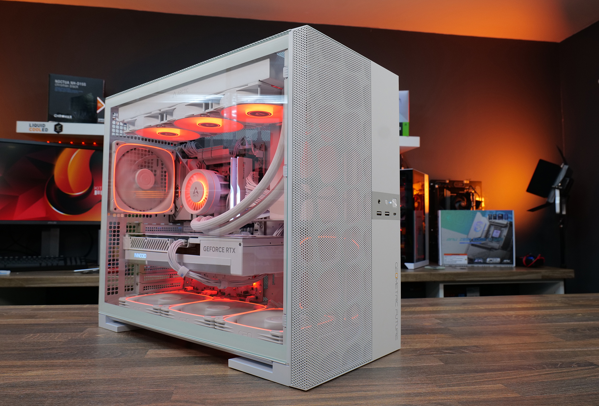 Geometric Future Model 5 Vent Case Review | KitGuru