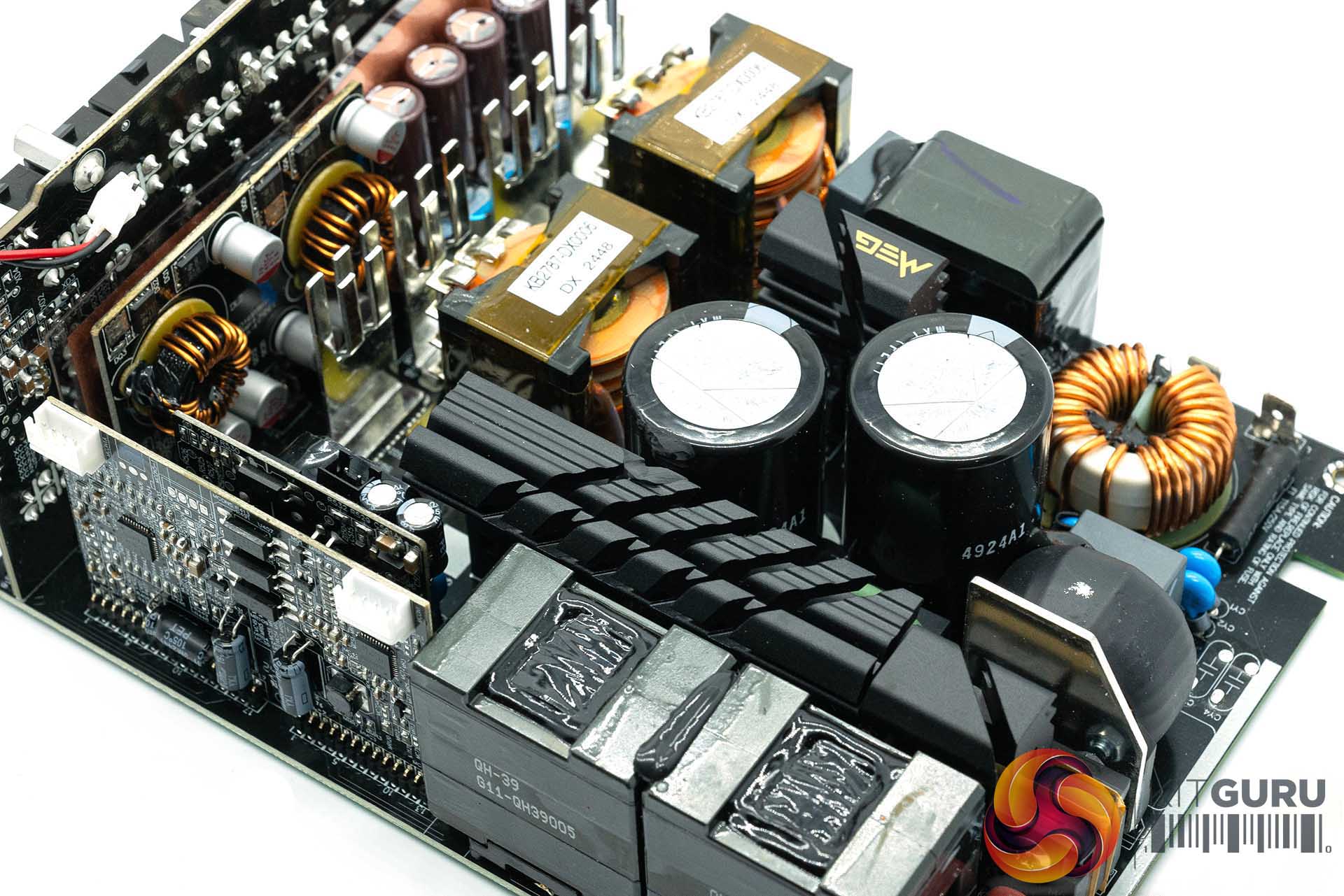 MSI MEG Ai1600T PCIE5 Alimentatore 1600W, 80 PLUS Titanium, Connettori 12V-2x6 Dual-Nativi, Ventola 135mm, Per Gaming