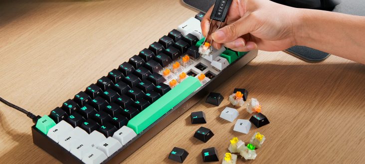 Razer unveils Reclusa X Mini 65% keyboard with hot-swappable PCB and tactile switches